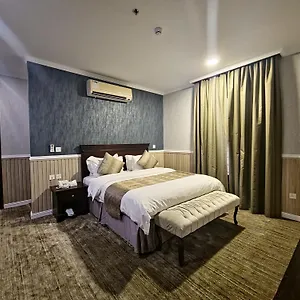 Qosor Al Sharq شقة فندقية جدة